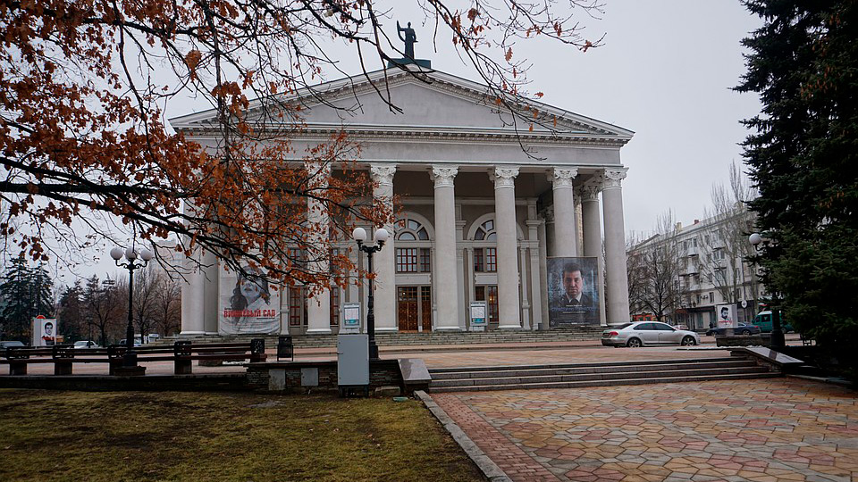 e`lektronnyiy-bilet-v-teatr.jpg